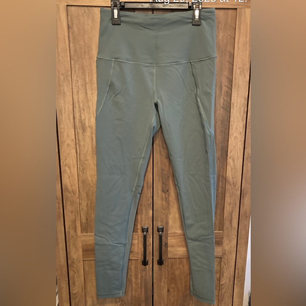 Victoria's Secret Sport Olive Leggings W/ Side Pockets Size Small
